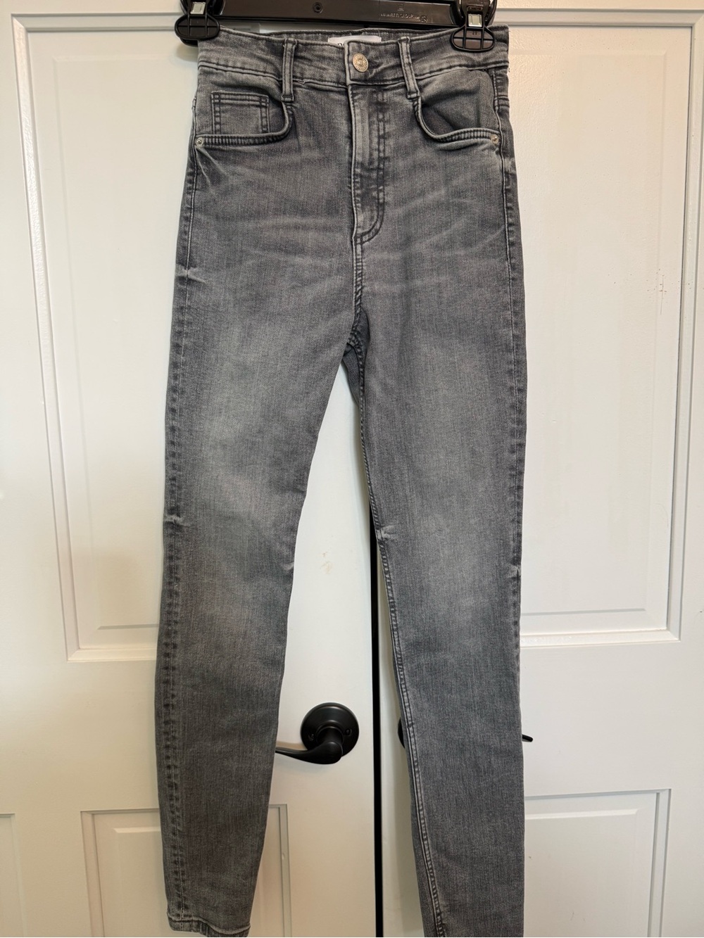 Zara Grey Women’s Skinny Jeans
